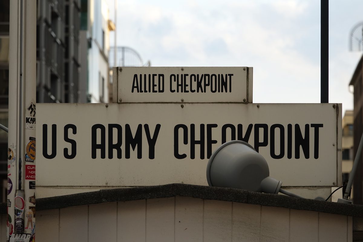 Den kalde krigen (Checkpoint Charlie)